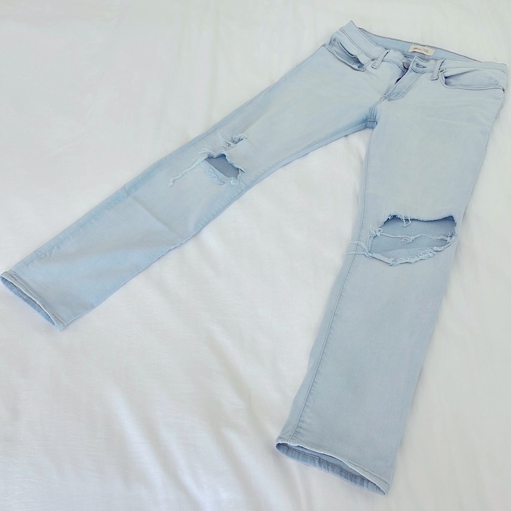 Gap - Destroyed Skinny Jeans